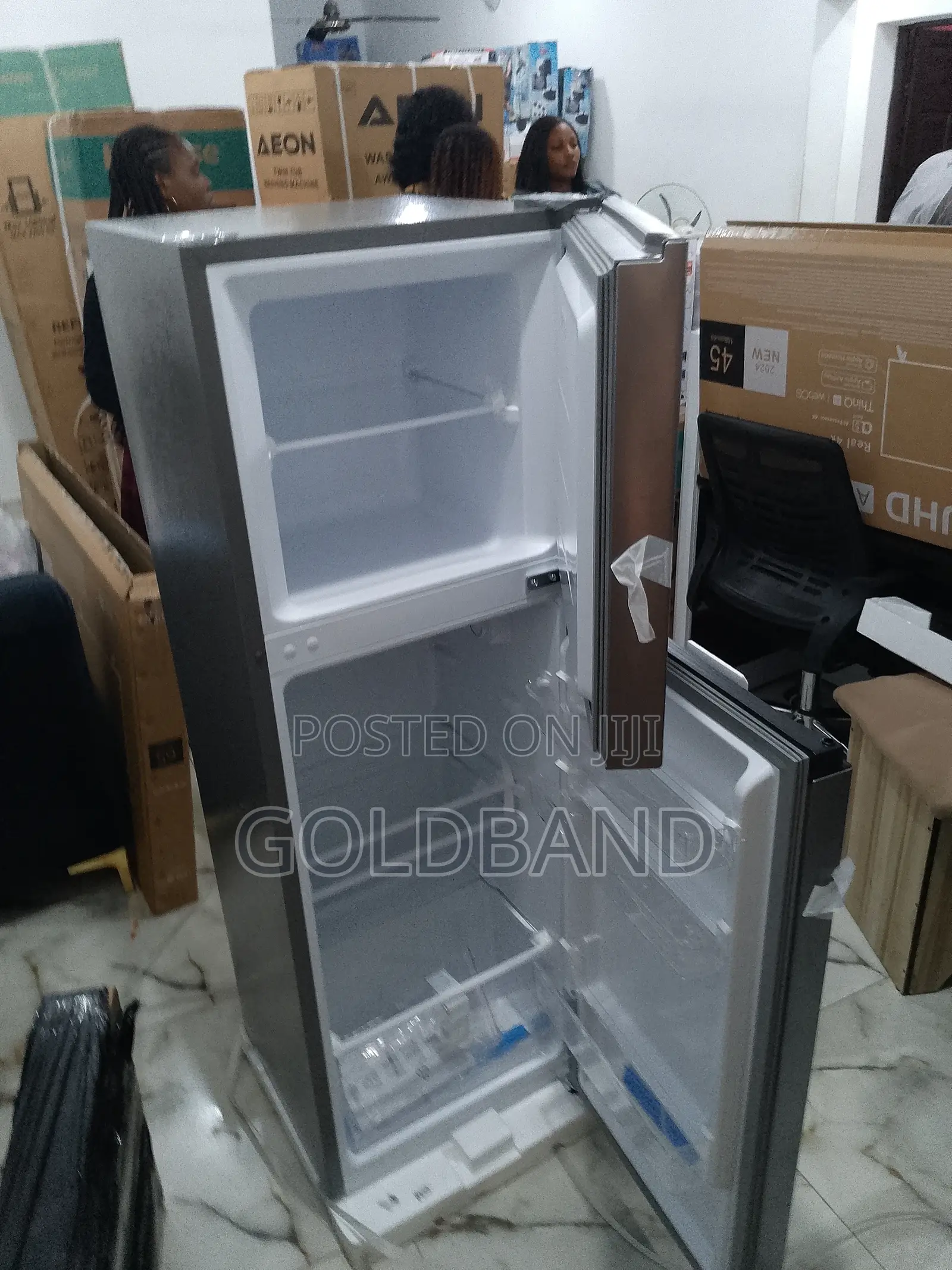 Best Produced Hisense Double Door Refrigerator (154L 200DR)