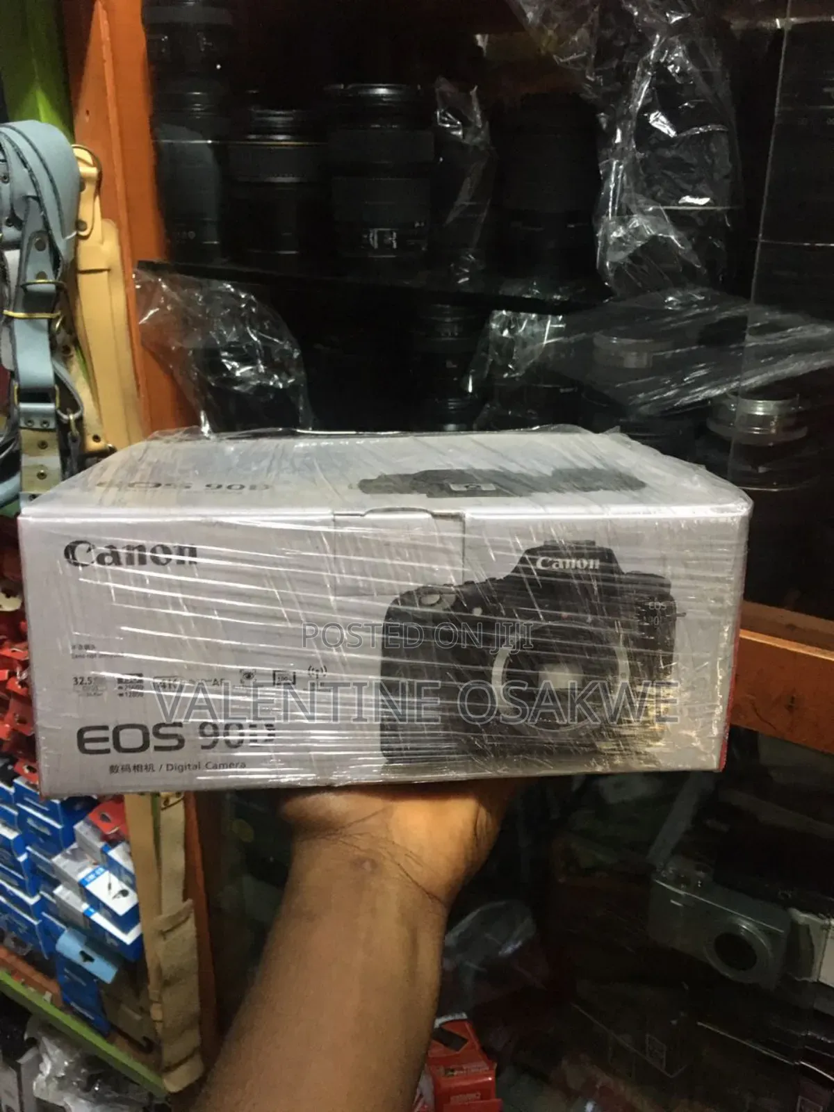 Canon 90D With Lens 18-135