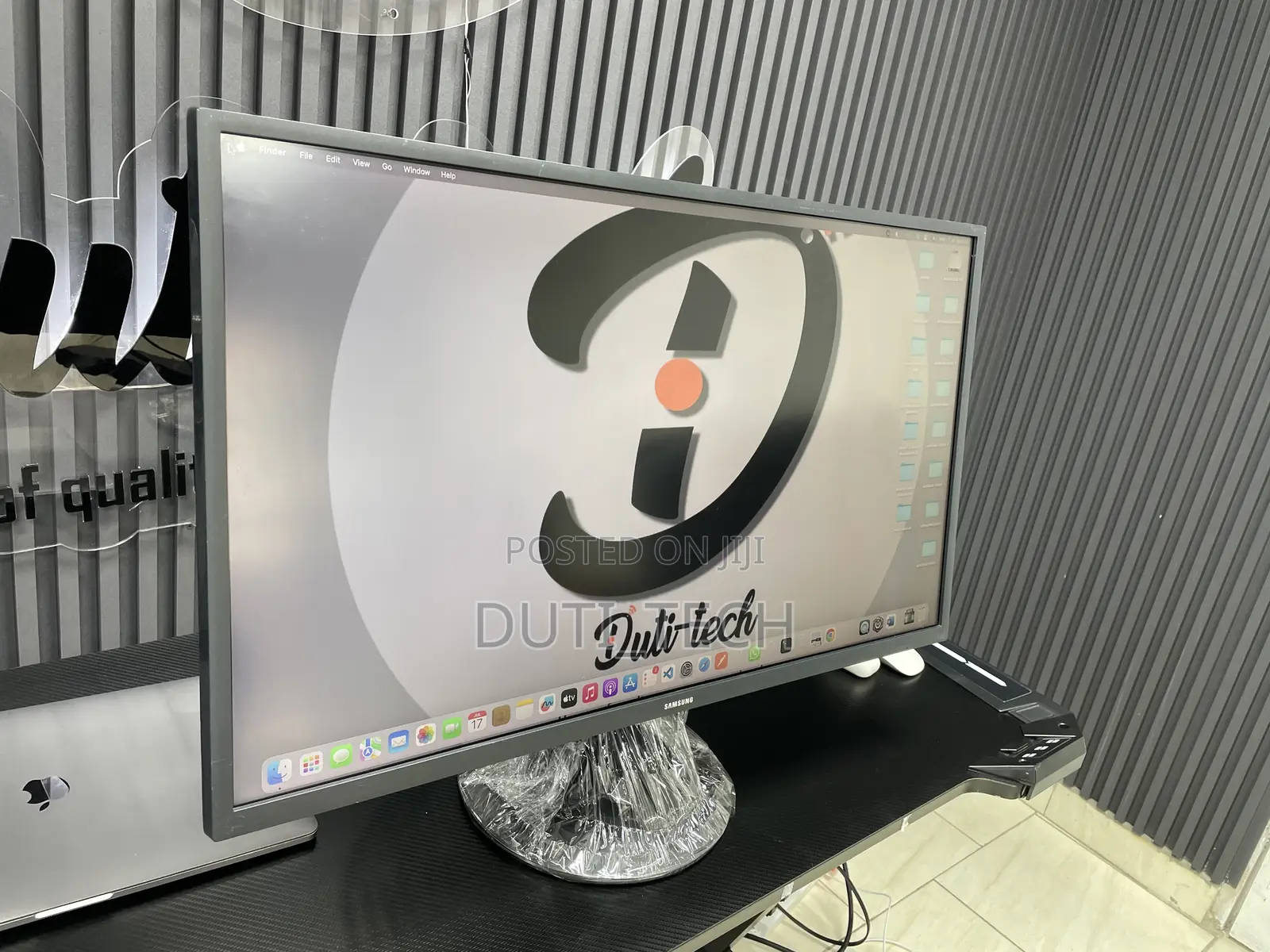 Samsung U32j590 32-Inch Ultra Hd LCD Monitor