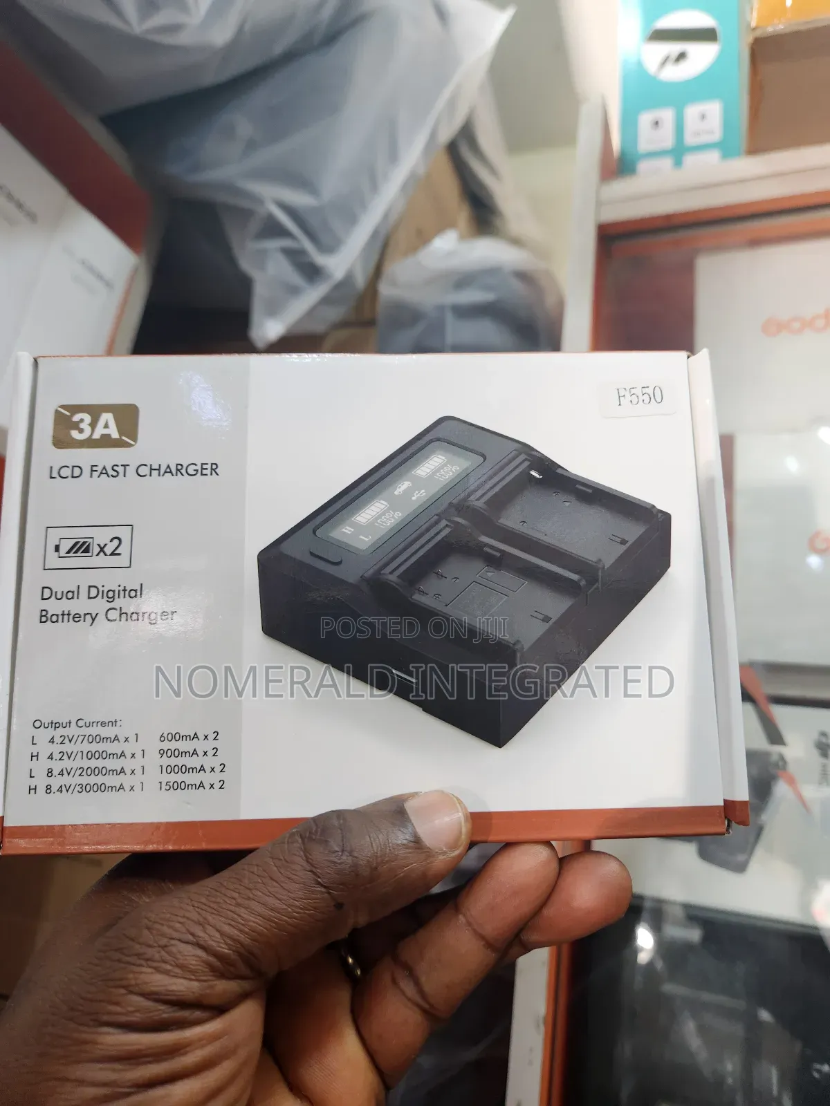 Mamen 3A LCD Fast Dual F550 Charger