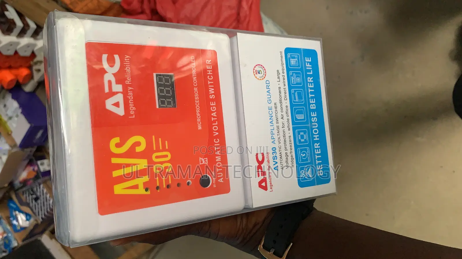 AVS 30ahs (Automatic Voltage Switcher)