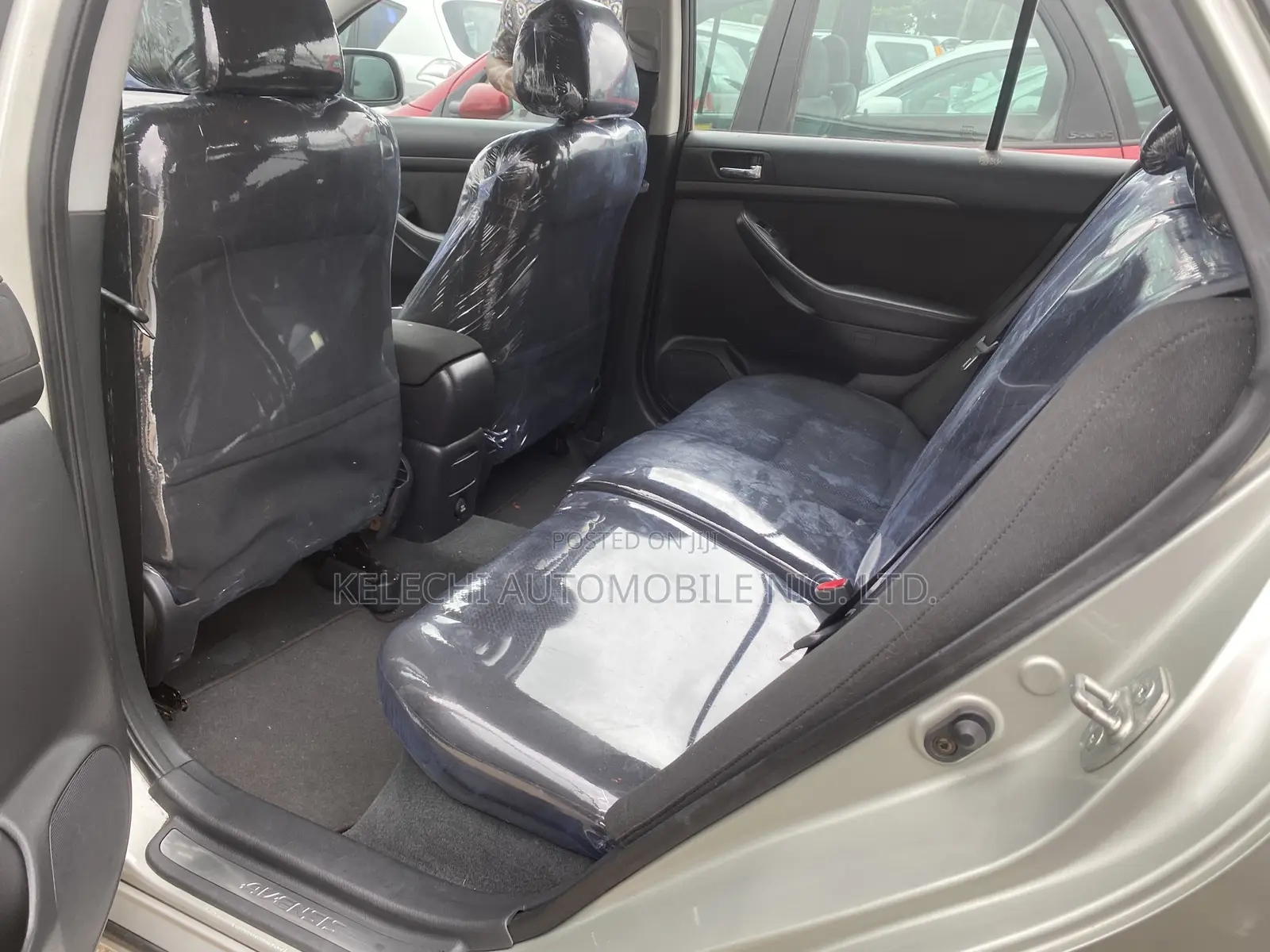 Toyota Avensis 1.8 Combi 2005 Silver