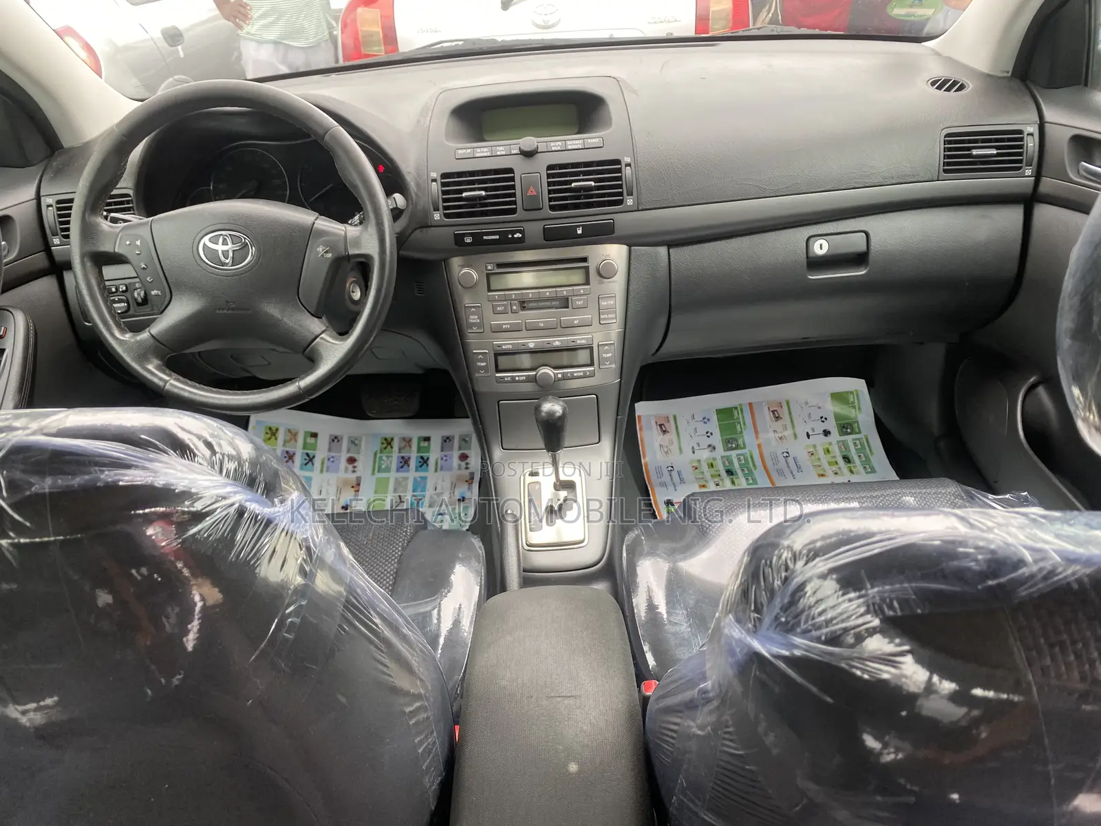 Toyota Avensis 1.8 Combi 2005 Silver