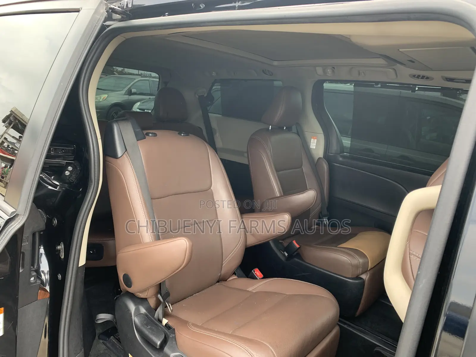 Toyota Sienna 2017 Black