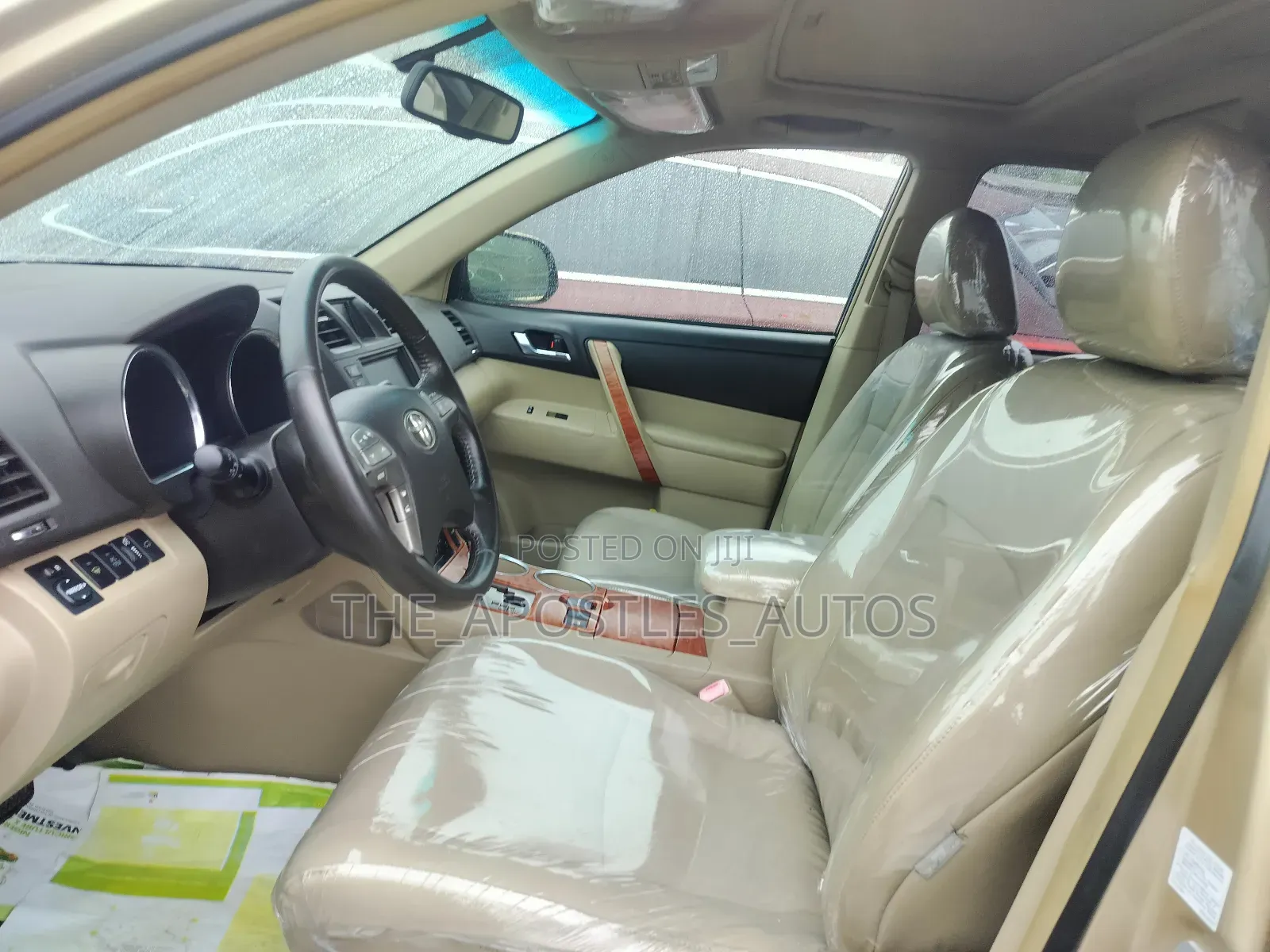 Toyota Highlander Limited 2010 Gold