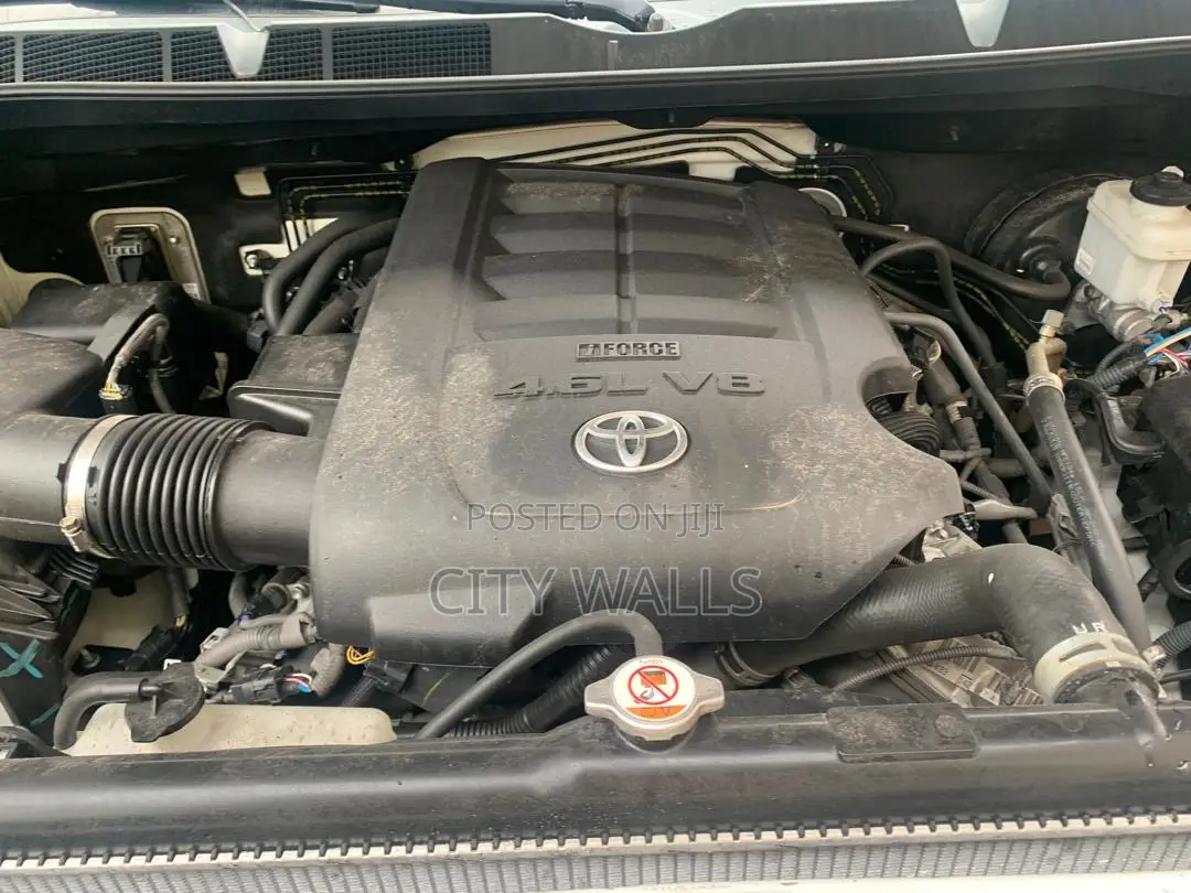 Toyota Tundra 2018 White
