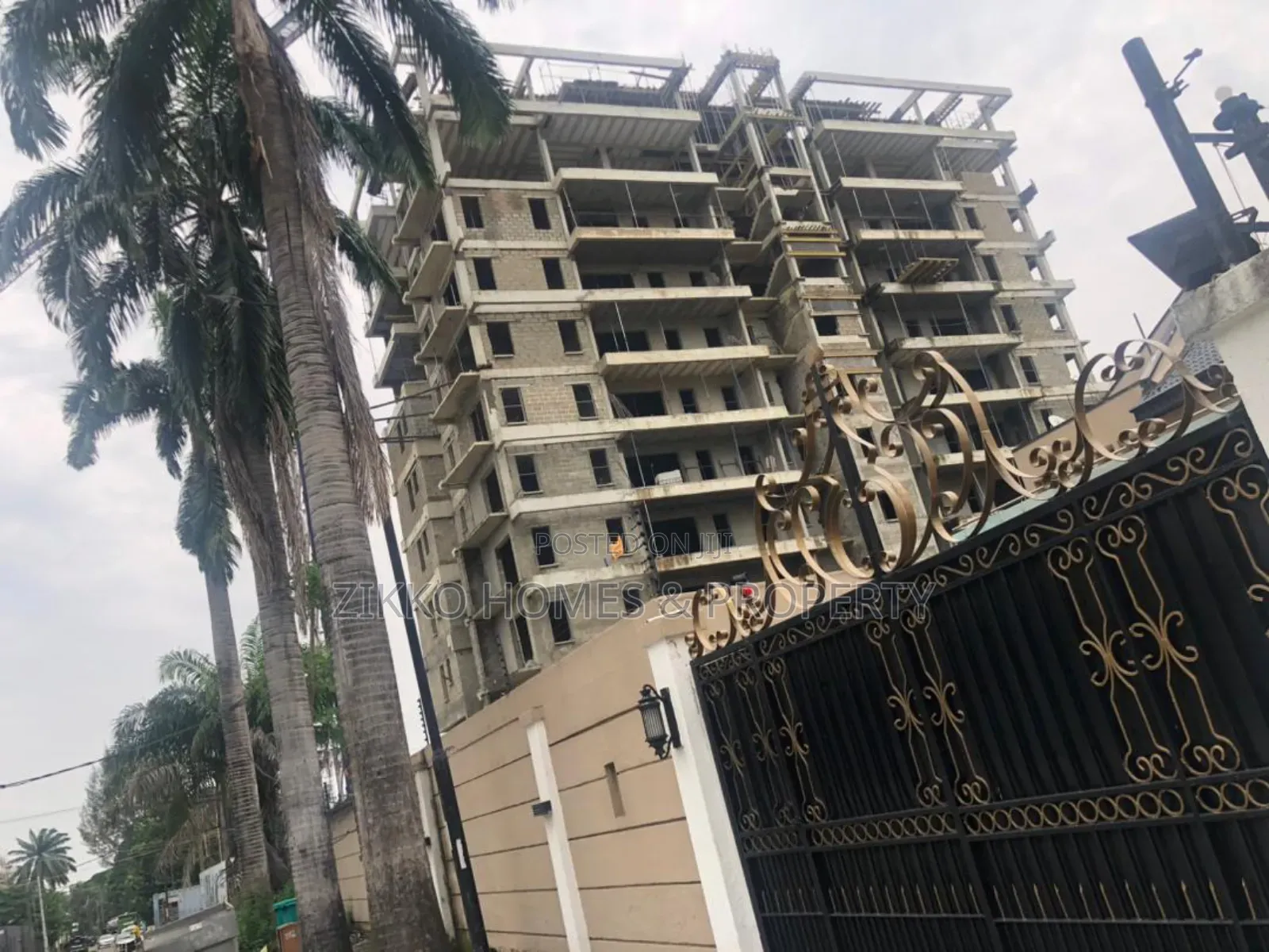 4bdrm Penthouse in Begonia, Ikoyi for sale