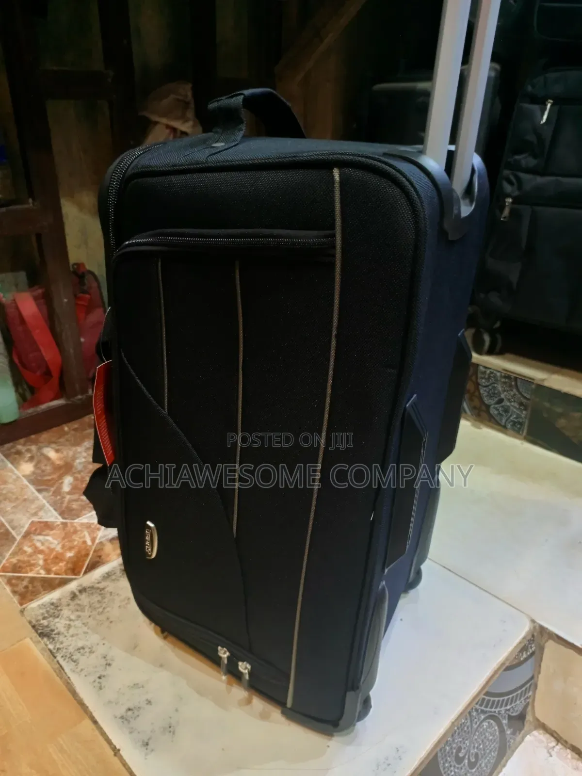 Weightless Traveling Bag