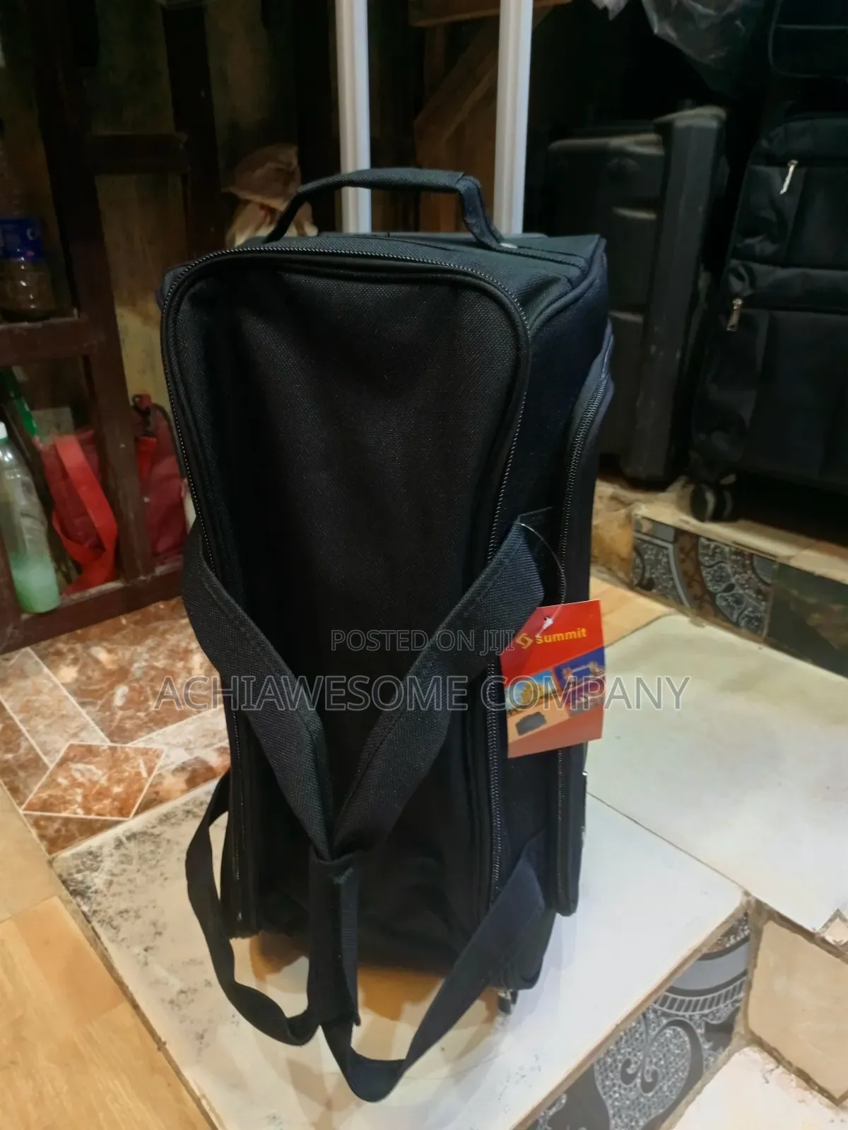 Weightless Traveling Bag