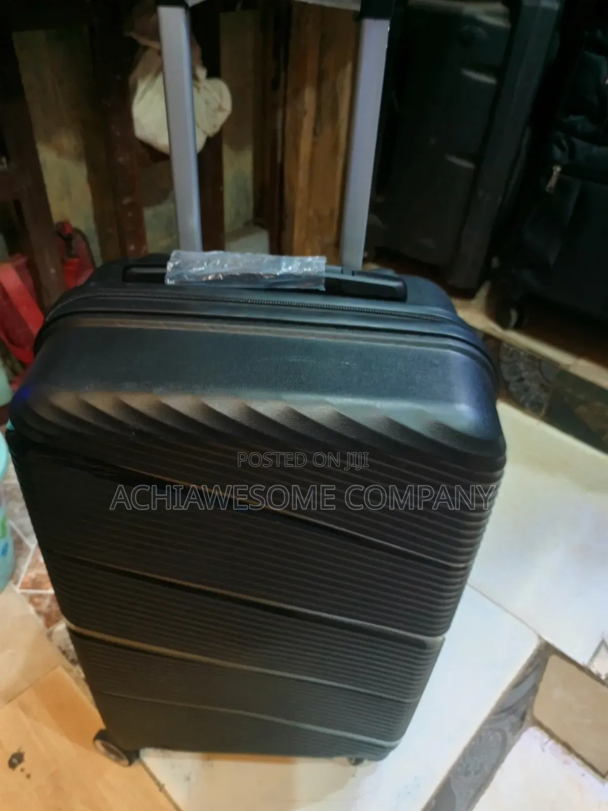 Hand Carry Rubber Traveling Box