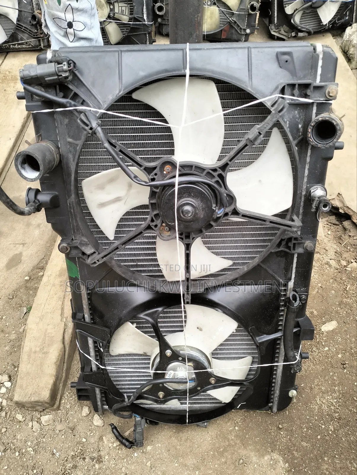 Complete Radiator and Fan Honda CRV 1998-2002