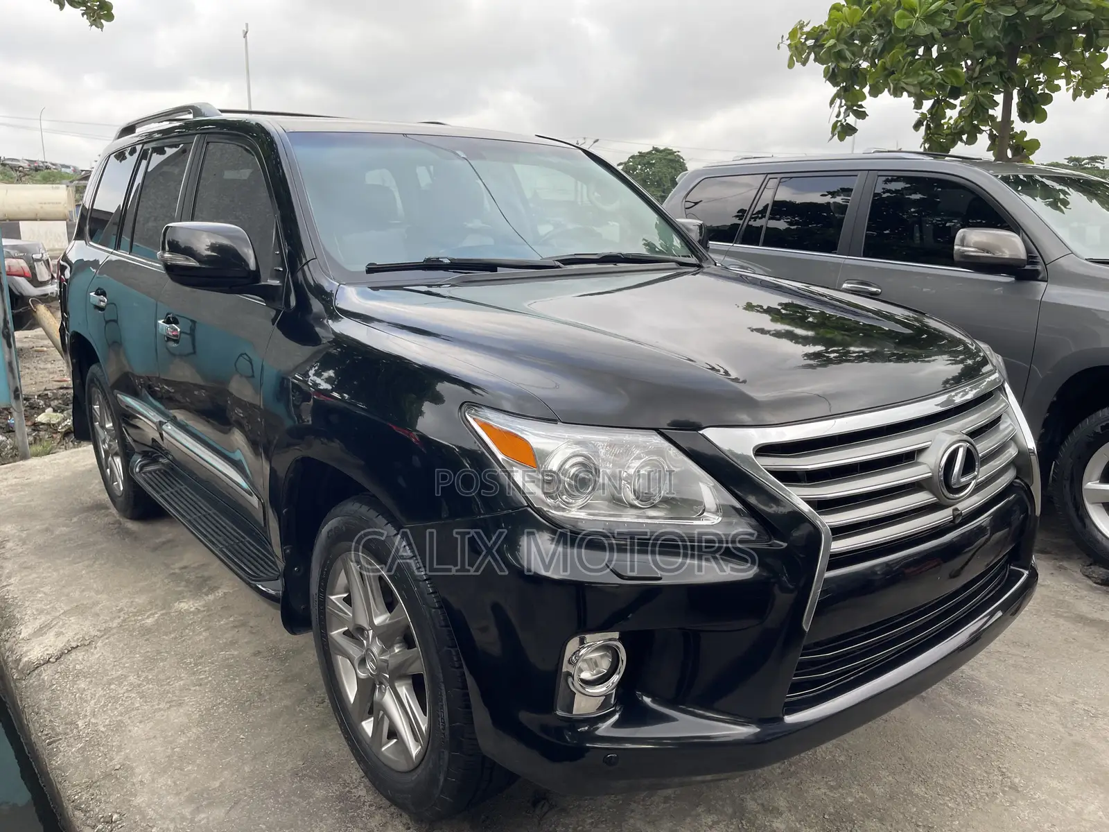 Lexus LX 570 AWD 2014 Black