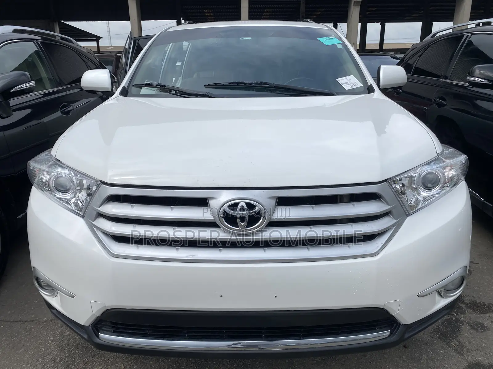 Toyota Highlander Limited 2012 White
