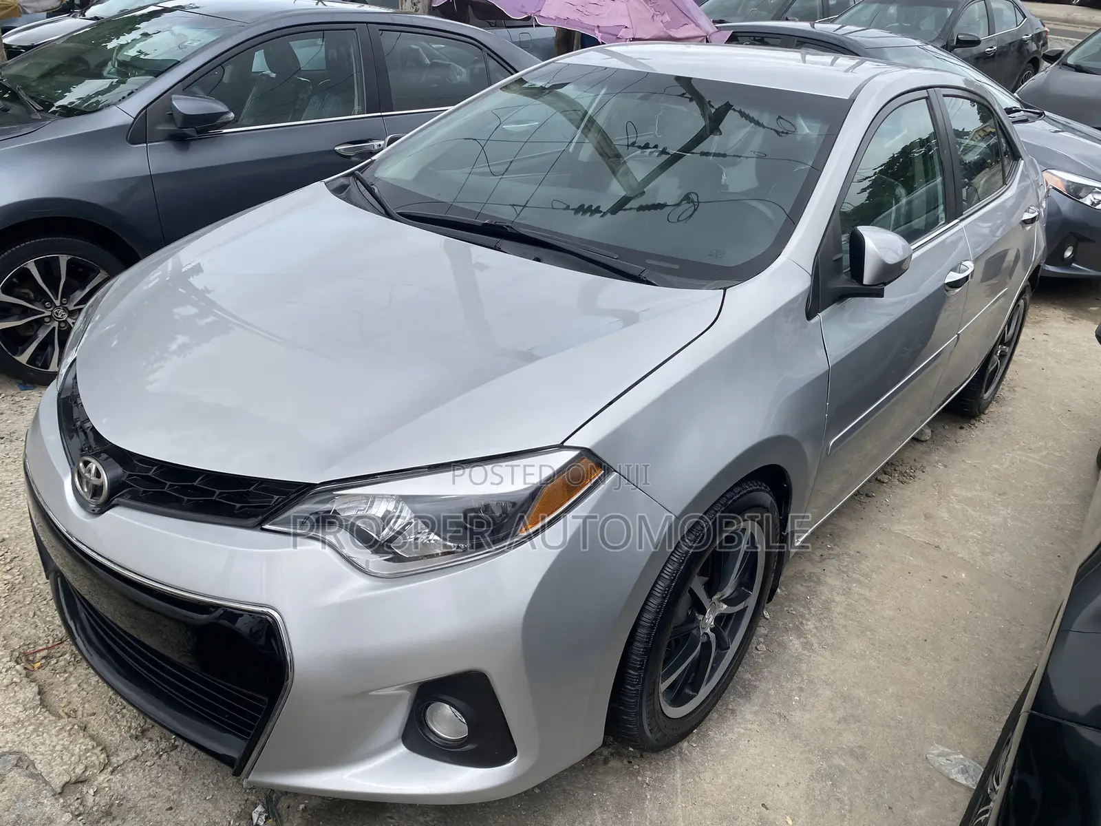 Toyota Corolla LE 4dr Sedan (1.8L 4cyl CVT) 2016 Silver