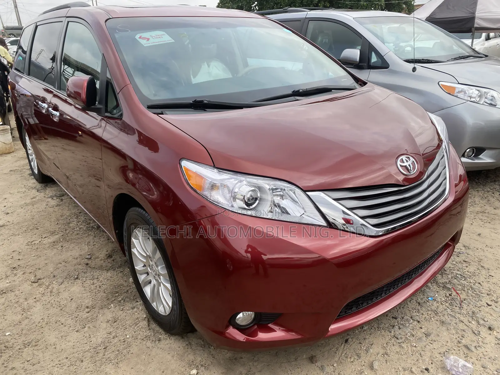 Toyota Sienna XLE 7 Passenger Mobility 2011 Red
