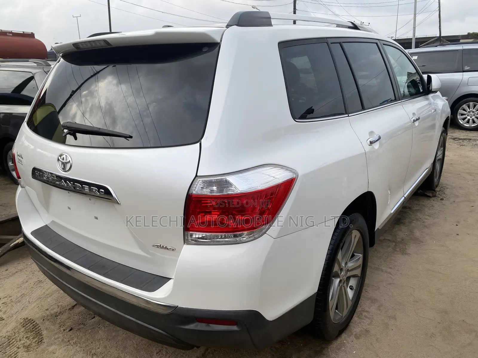 Toyota Highlander Limited 2011 White