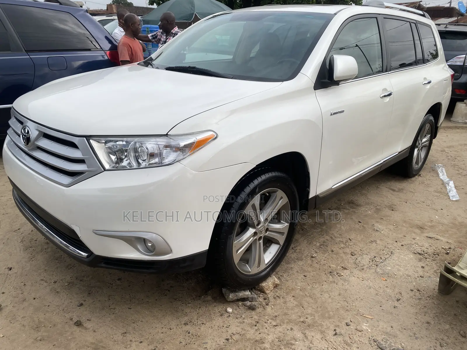 Toyota Highlander Limited 2011 White