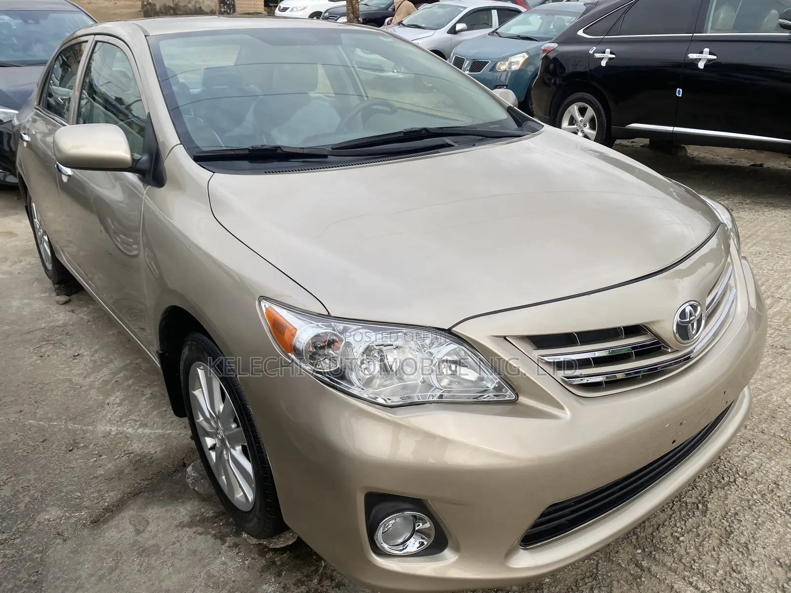 Toyota Corolla 2010 Gold