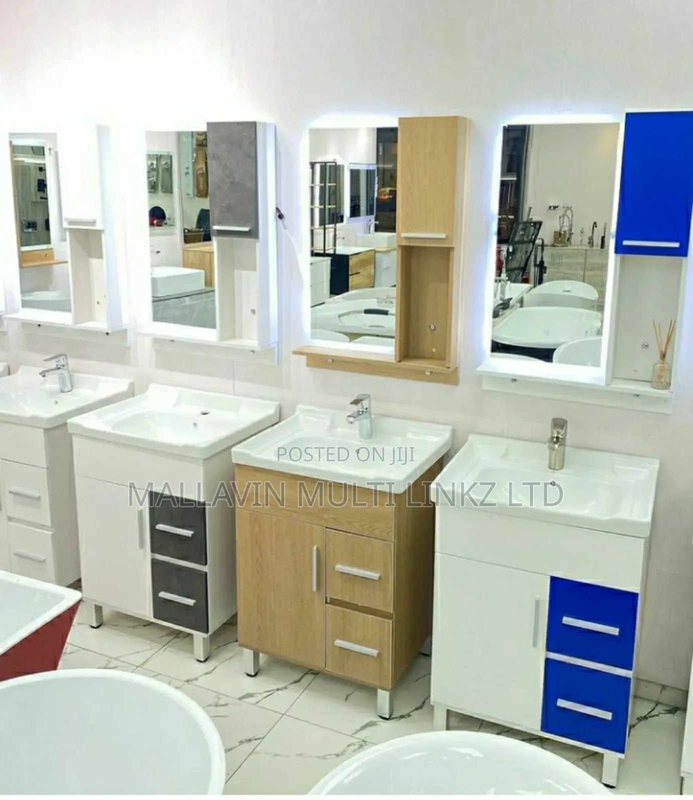Cabinet Basin With Led Cabinet Mirrors