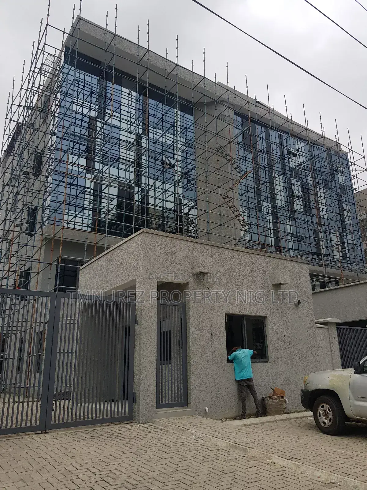 600 SQM Office Space for Rent, Per SQM
