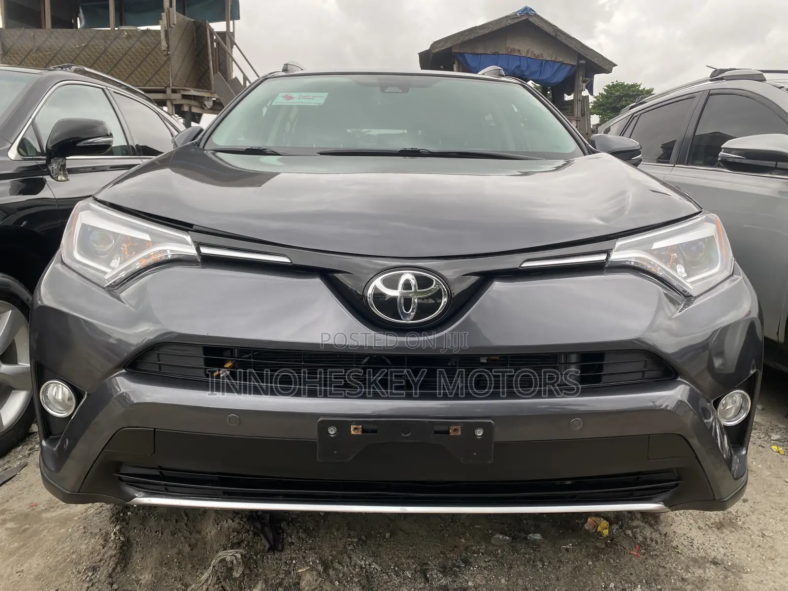 Toyota RAV4 2017 Gray