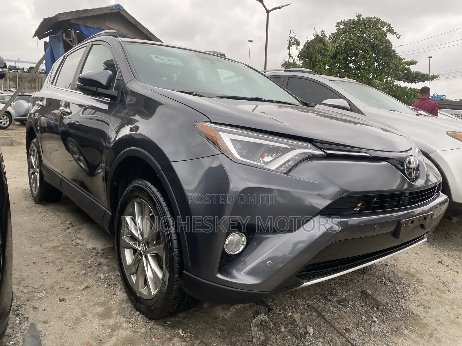 Toyota RAV4 2017 Gray