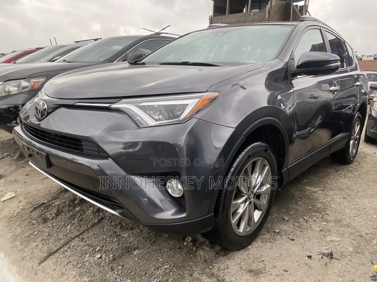 Toyota RAV4 2017 Gray