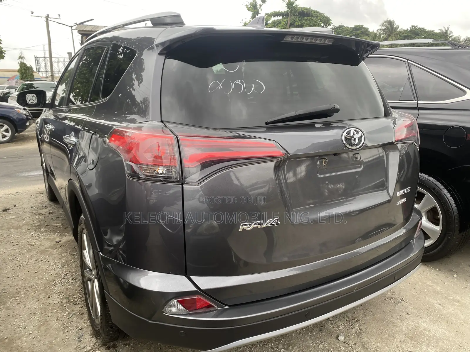 Toyota RAV4 2017 Gray