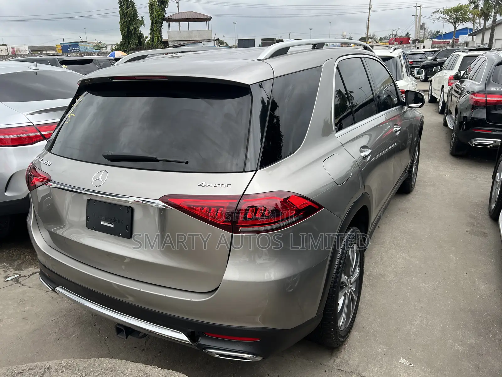 Mercedes-Benz GLE-Class 2021 Gold