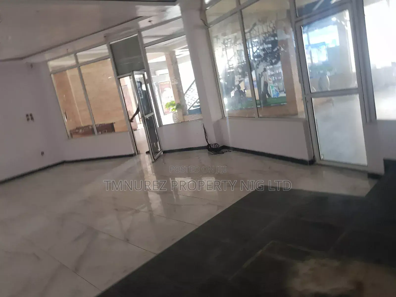 30 SQM Shop,Office Space for Rent,At Lekki Phase1