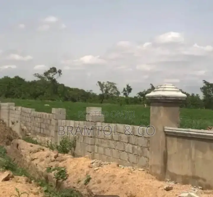 Plot of Land in Guzape 2