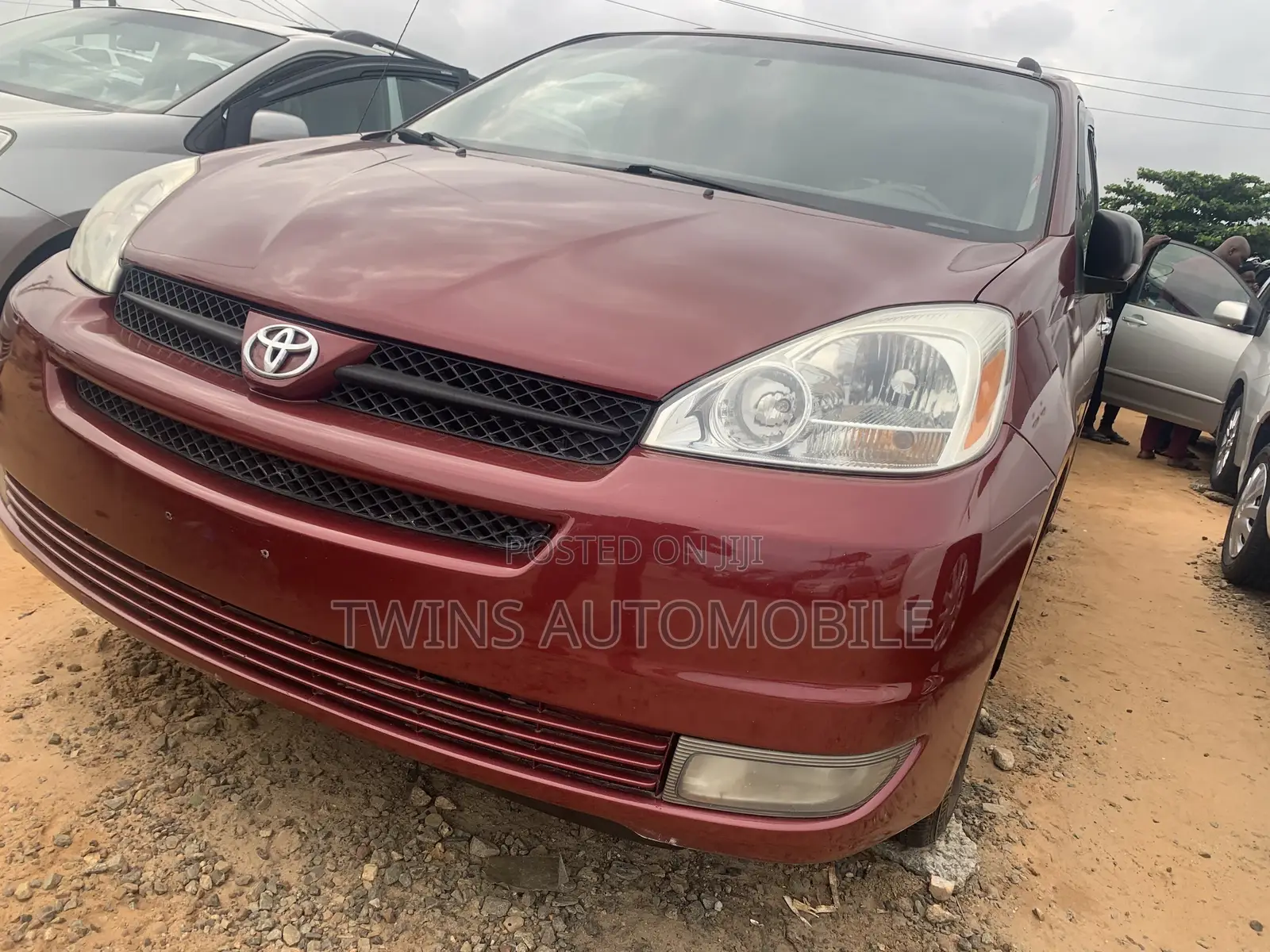 Toyota Sienna LE AWD 2005 Red
