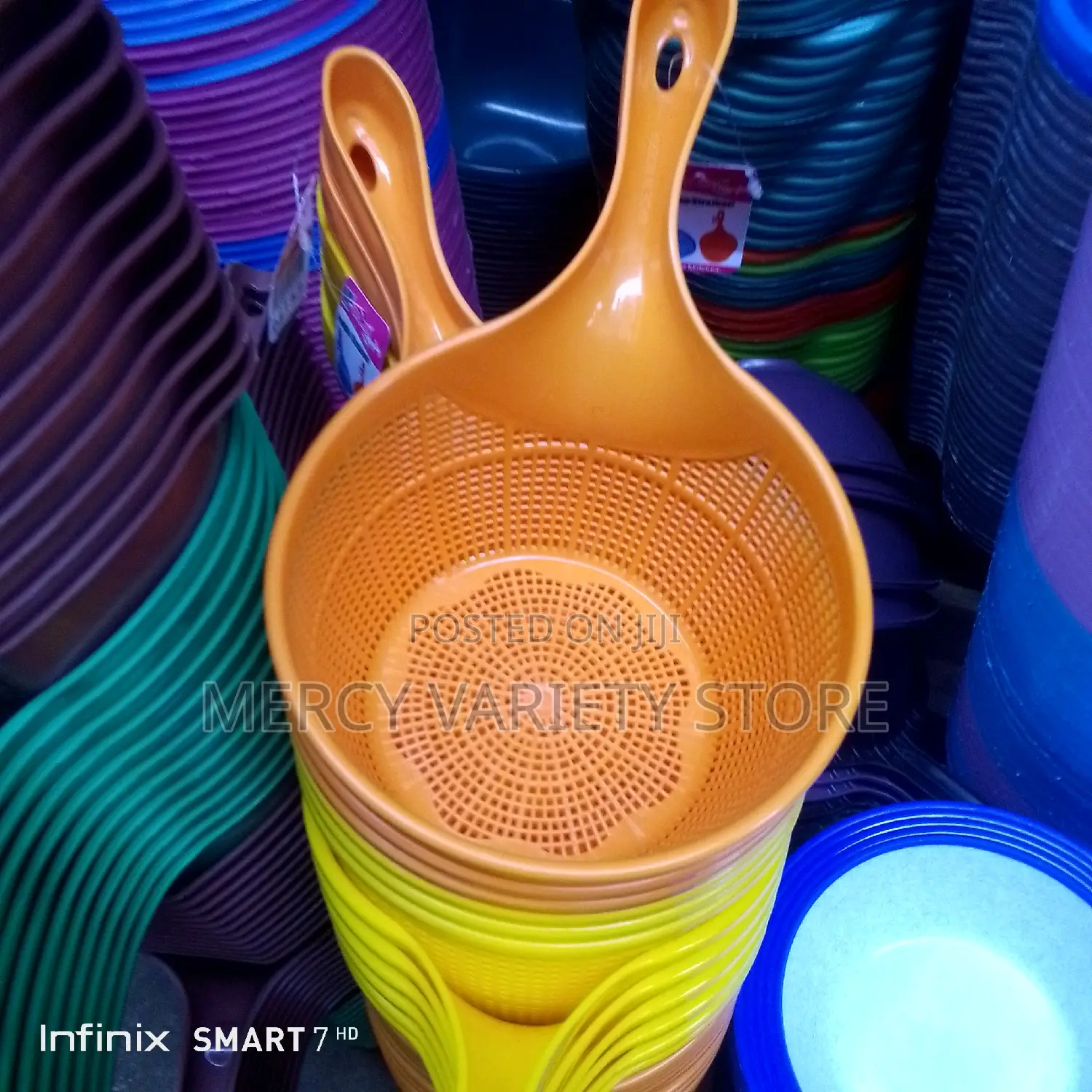 Strong Handle Sieve for Souvenir - 1pc