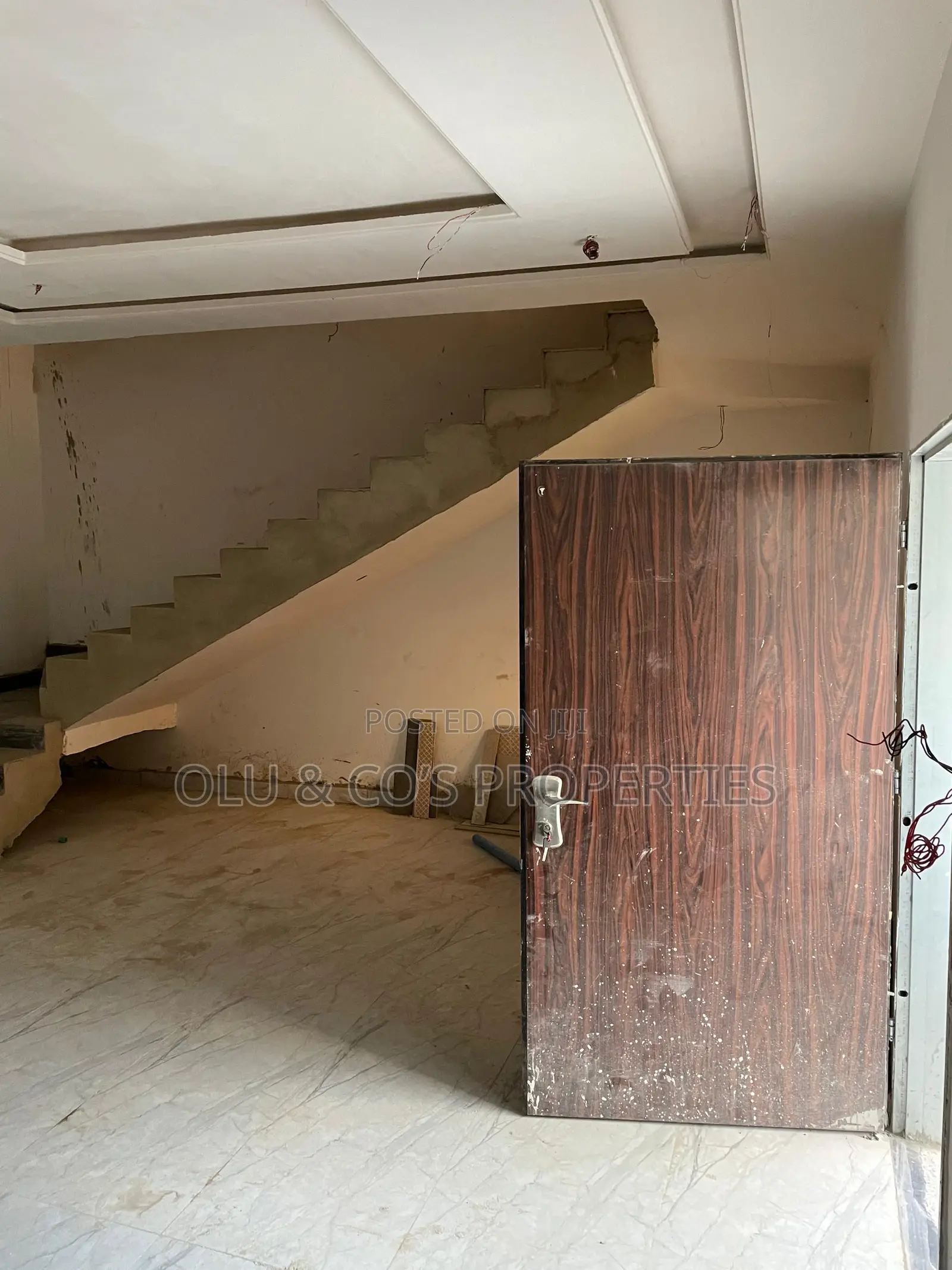 4bdrm Townhouse/Terrace in Palm Heights Estate, Lugbe District