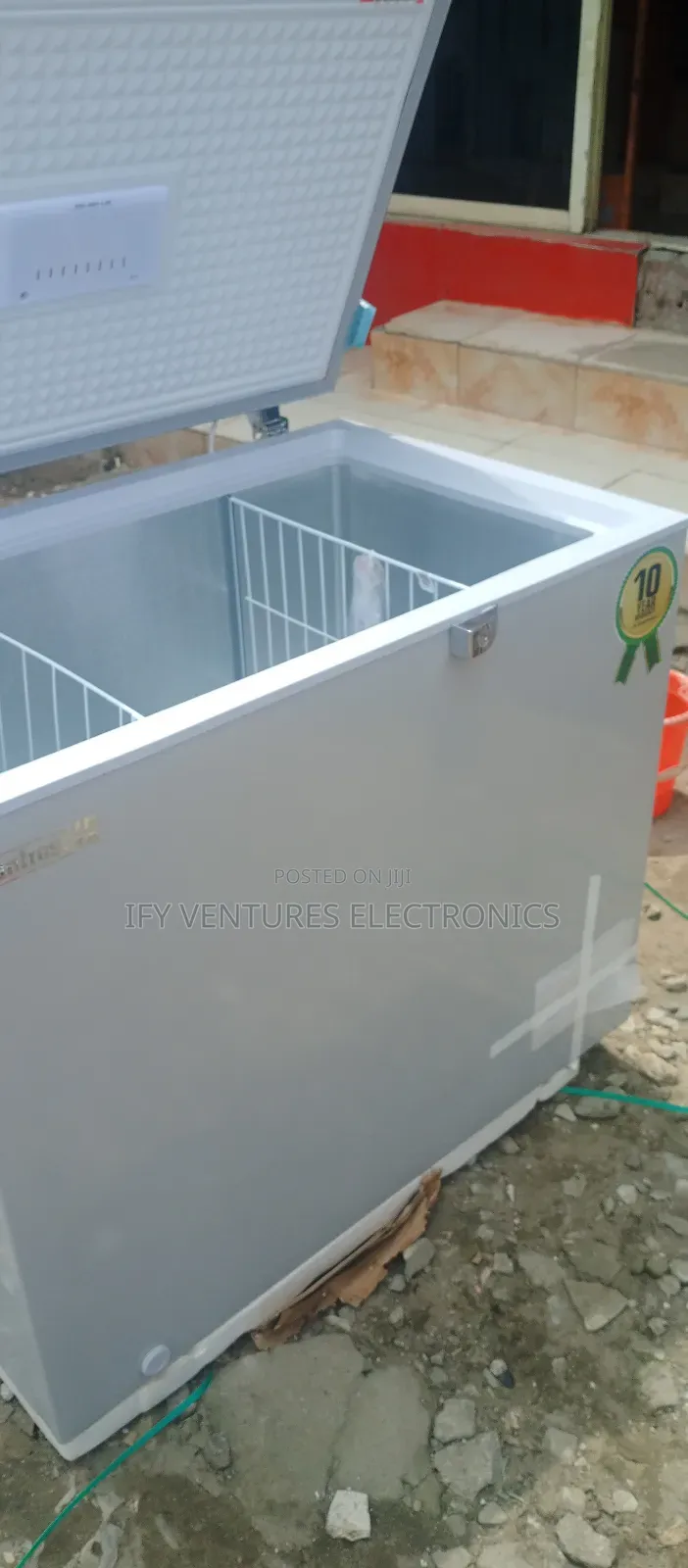 250 Litres Scanfrost Chest Freezer, Silver Color