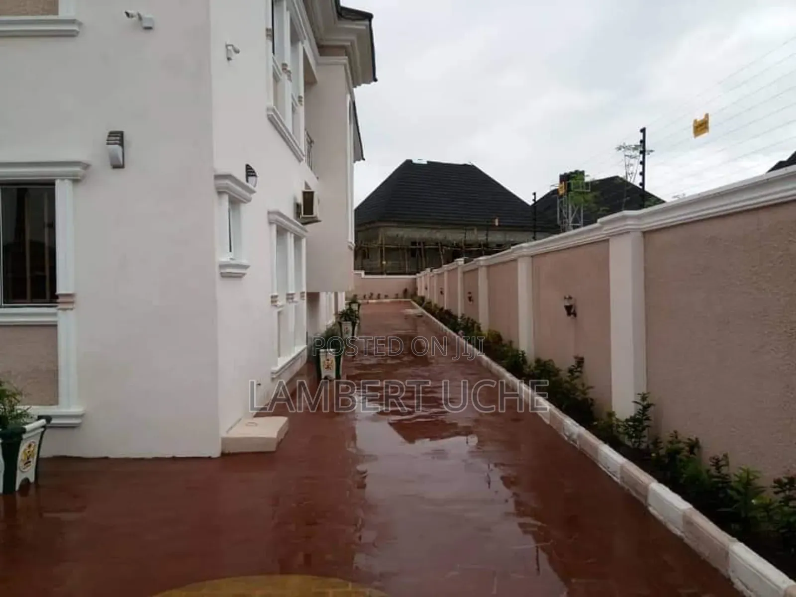 Furnished 8bdrm Duplex in Kubwa for sale