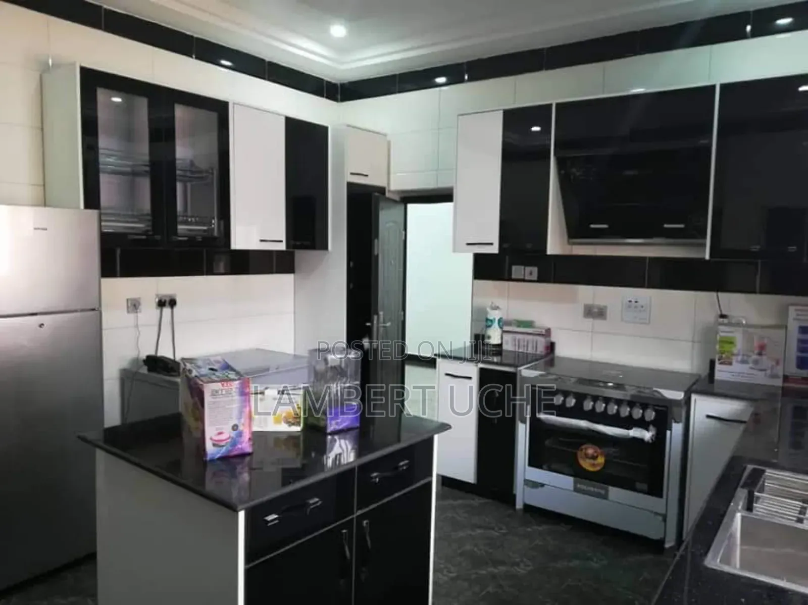 Furnished 8bdrm Duplex in Kubwa for sale