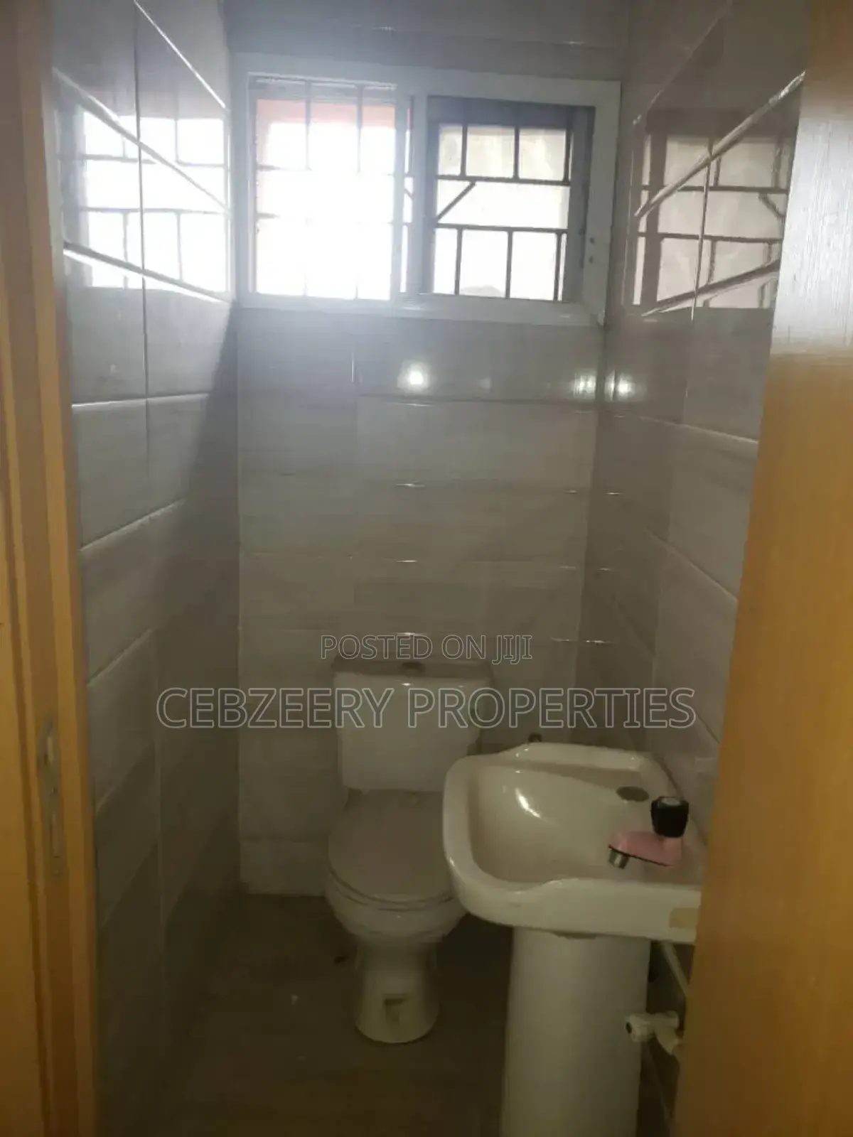 3bdrm Apartment in Ojodu for rent