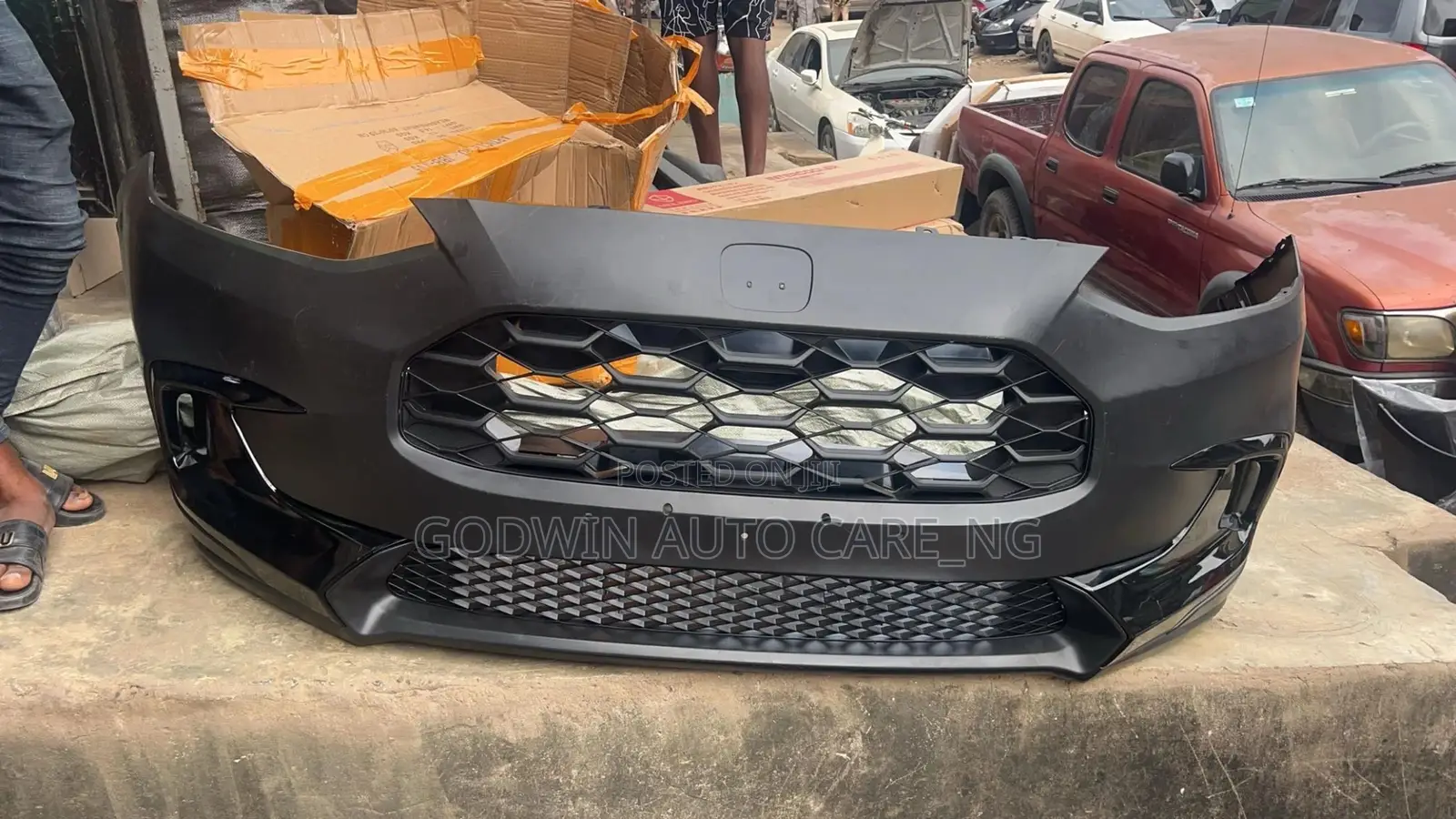 Front Bumper 2024 Honda HRV