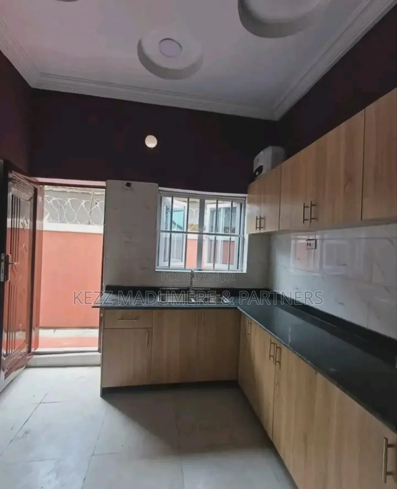 3bdrm Duplex in Eliozu , Port for sale