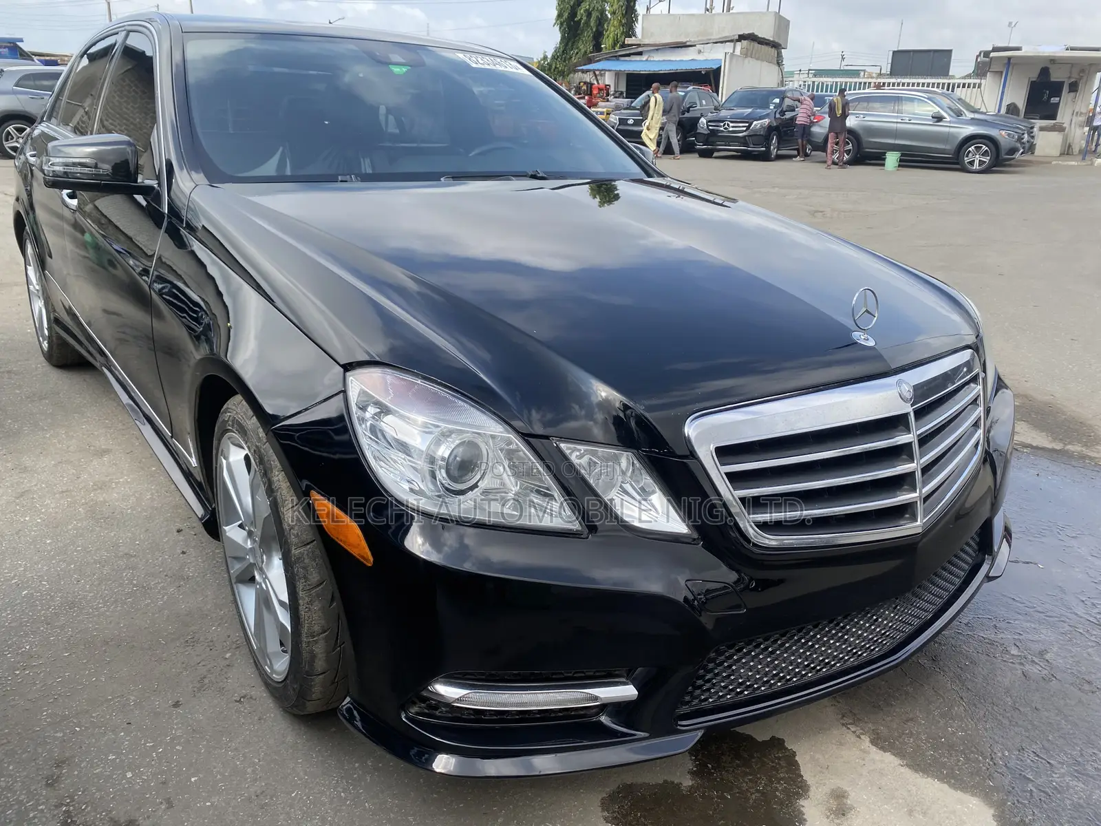 Mercedes-Benz E350 2013 Black