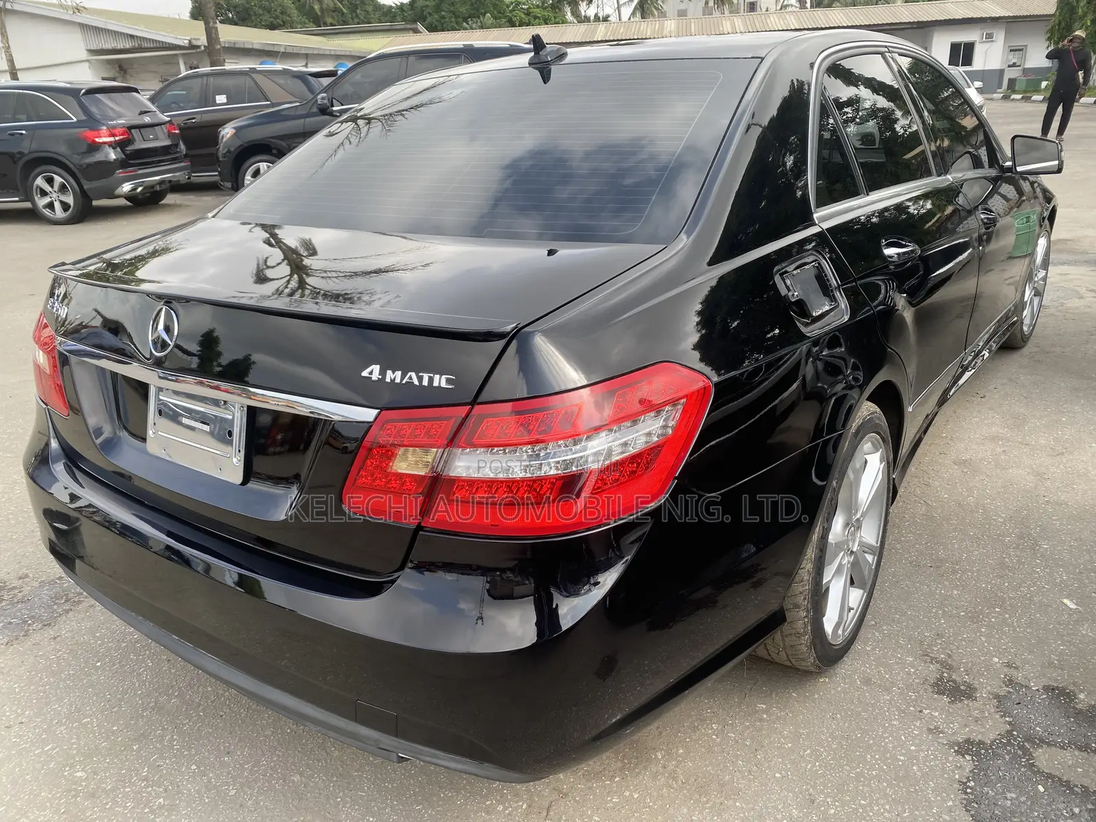 Mercedes-Benz E350 2013 Black