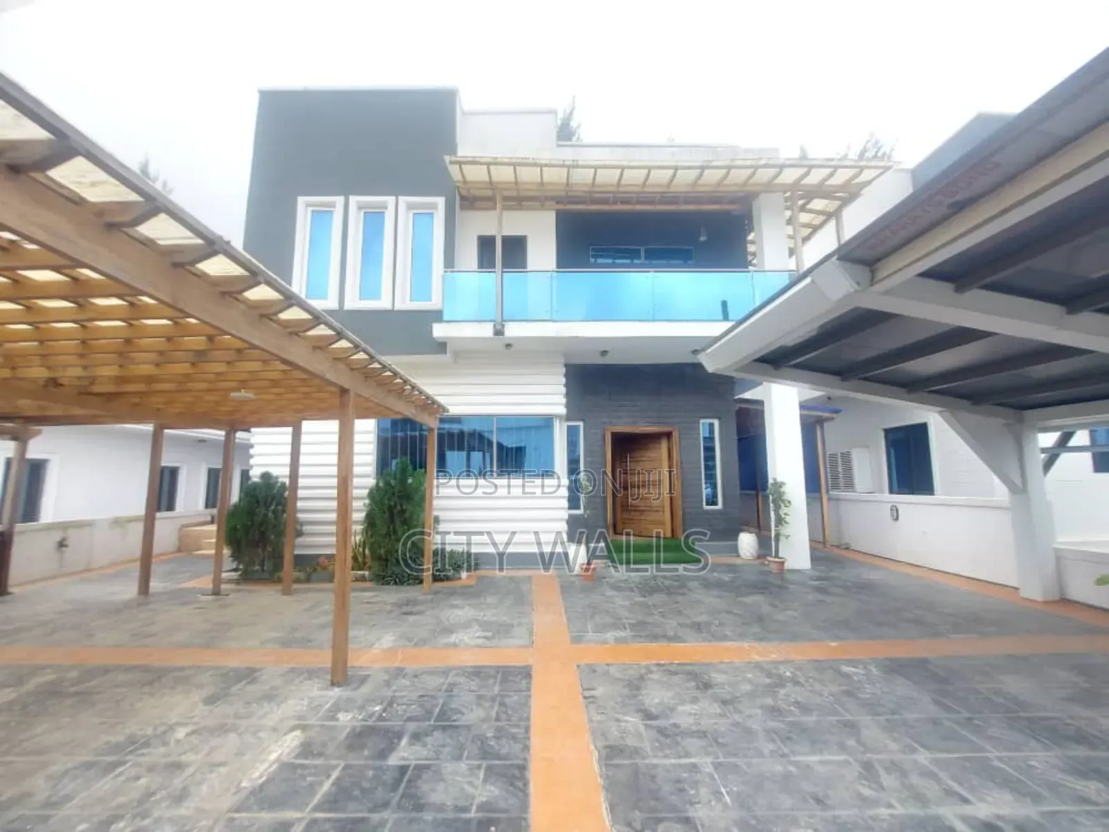 5bdrm Duplex in Richmond Estate, Ikota for rent