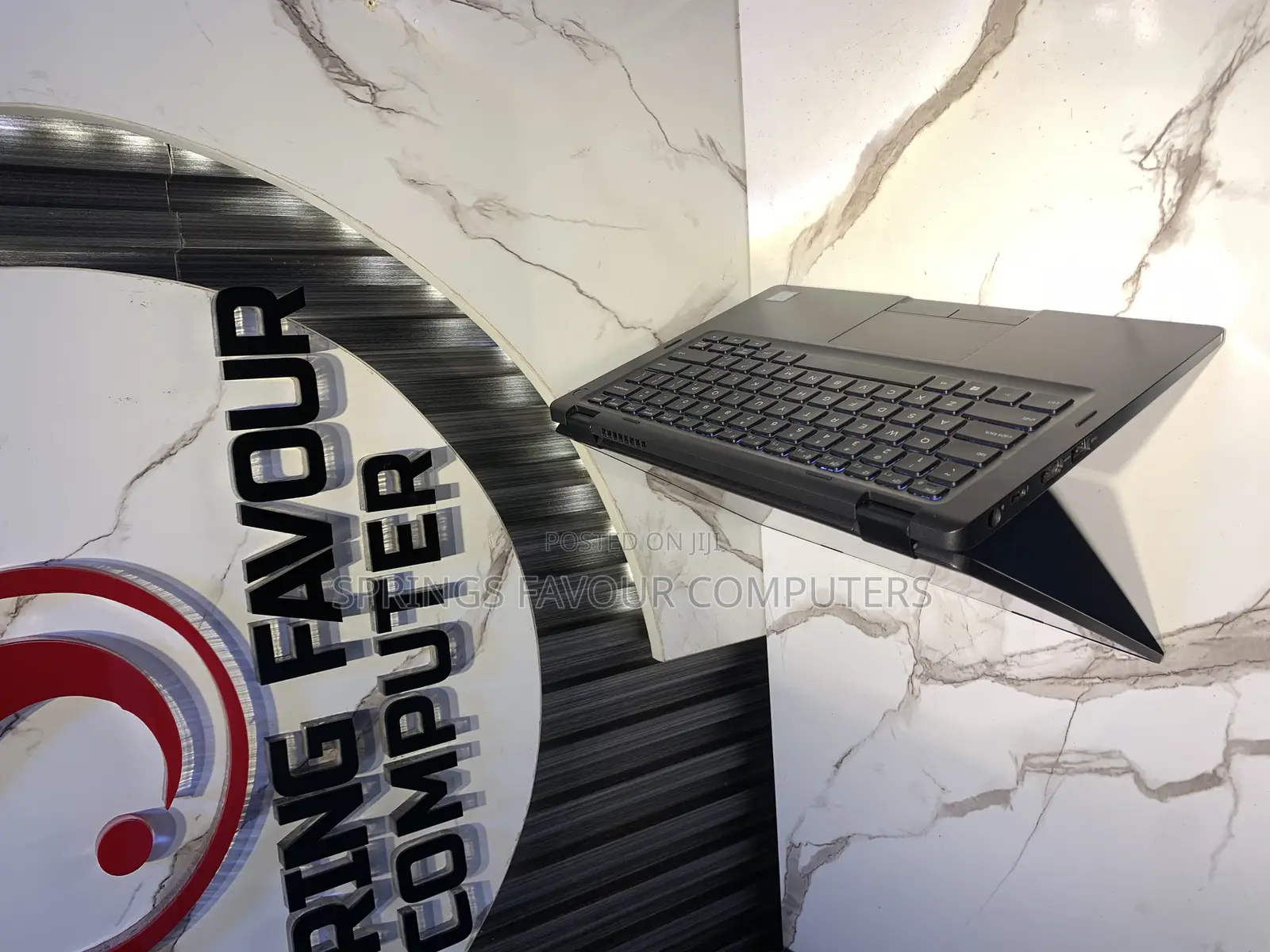 Laptop Dell Latitude 5300 16GB Intel Core I7 SSD 256GB