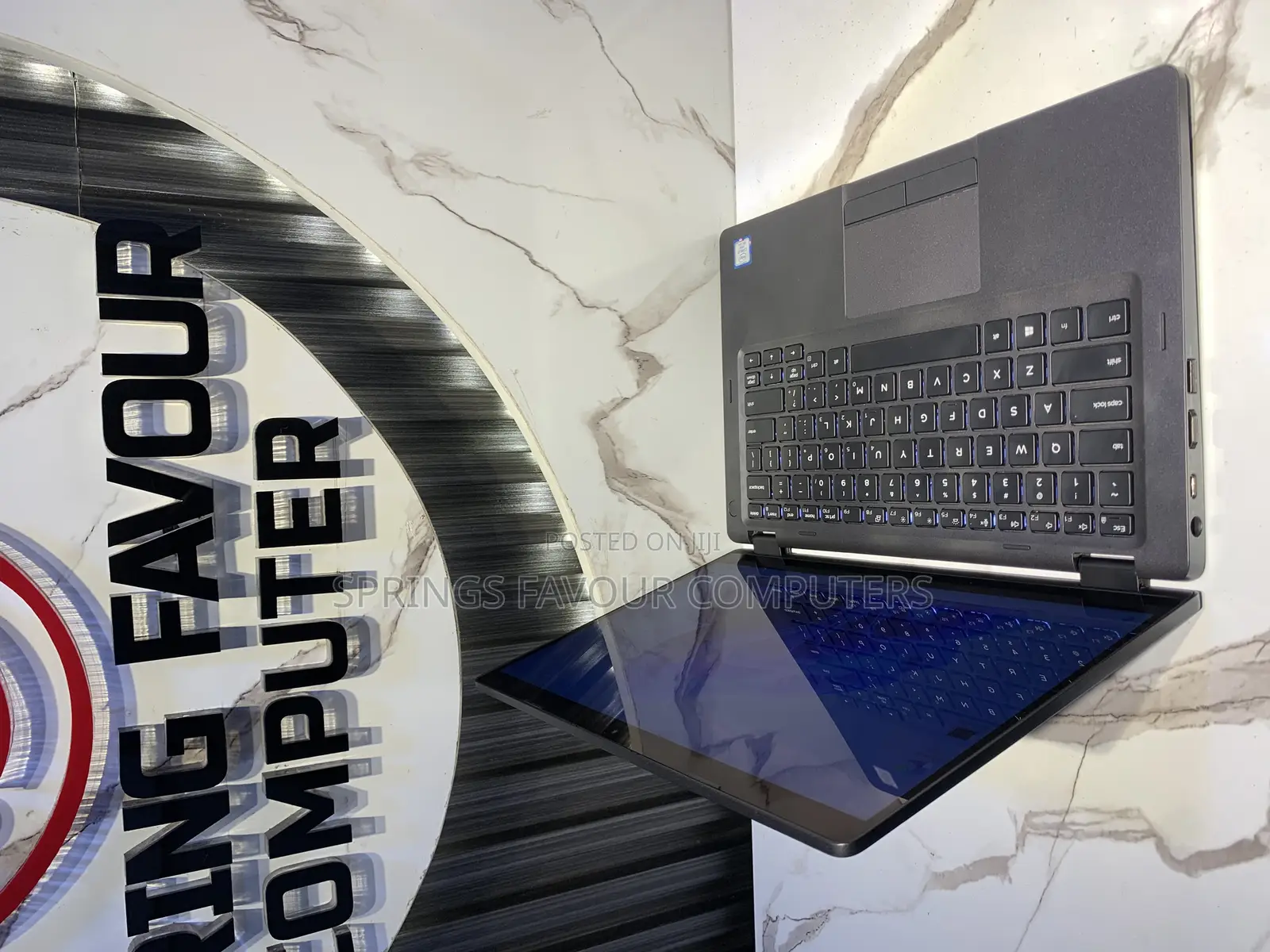 Laptop Dell Latitude 5300 16GB Intel Core I7 SSD 256GB