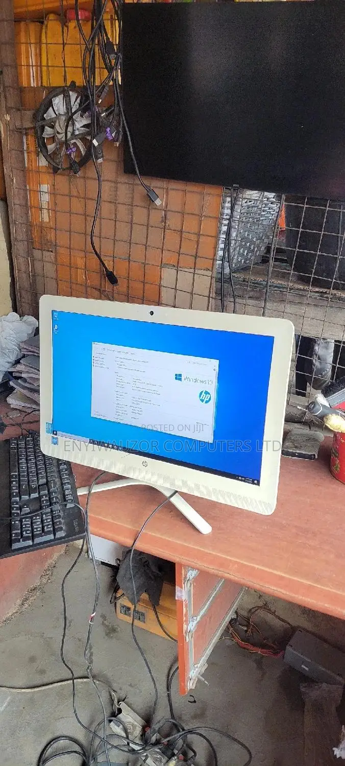 Desktop Computer HP AiO 20 4GB Intel Pentium HDD 1T