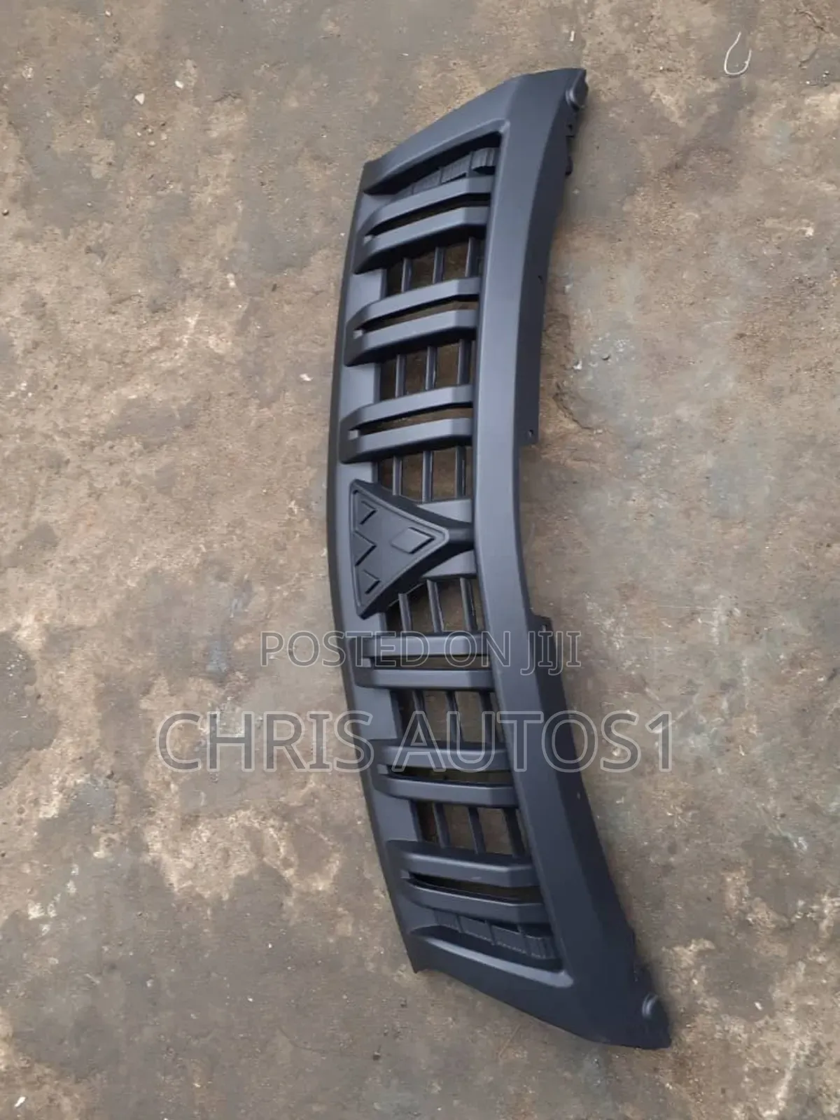 Mitsubishi L200 2015 Front Grill