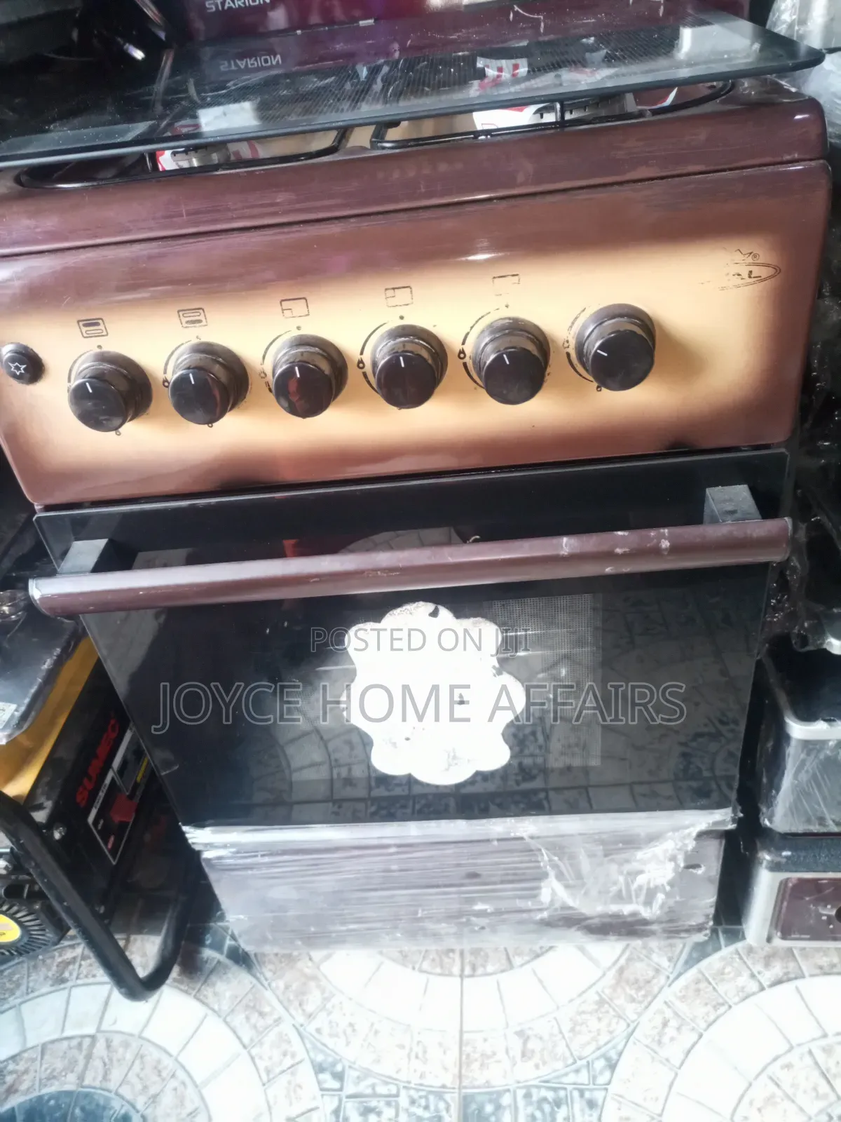 First Grade Tocumbo Standing Gas Cooker