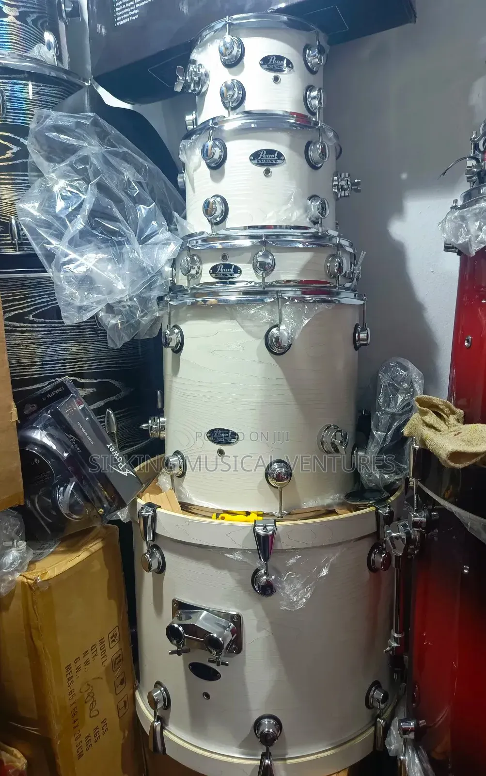 Pearl Roadshow 5pcs Professional Drum Set With Pearl Cymbals