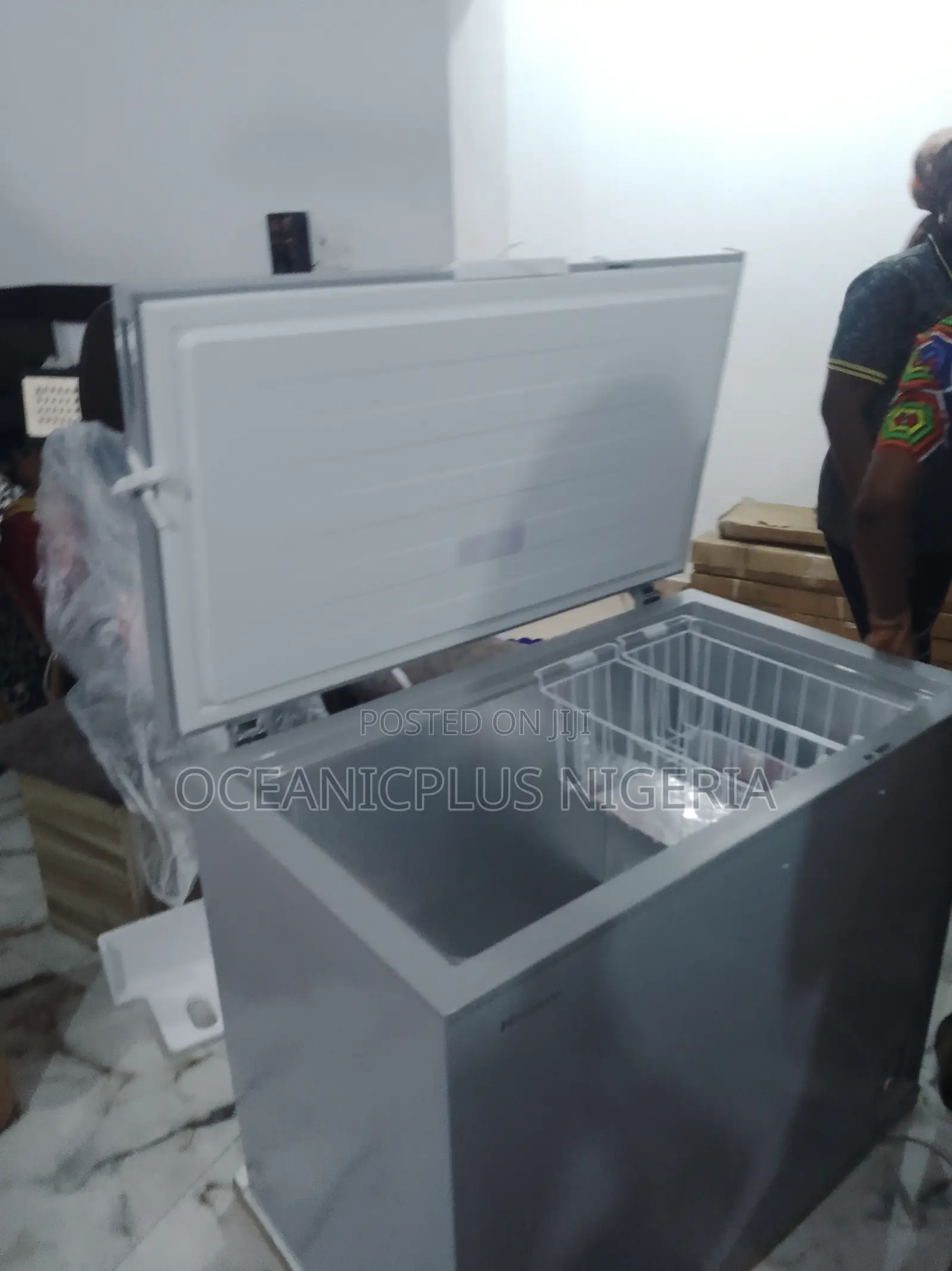 Premium Quality 250litre Hisense Standard Chest Freezer